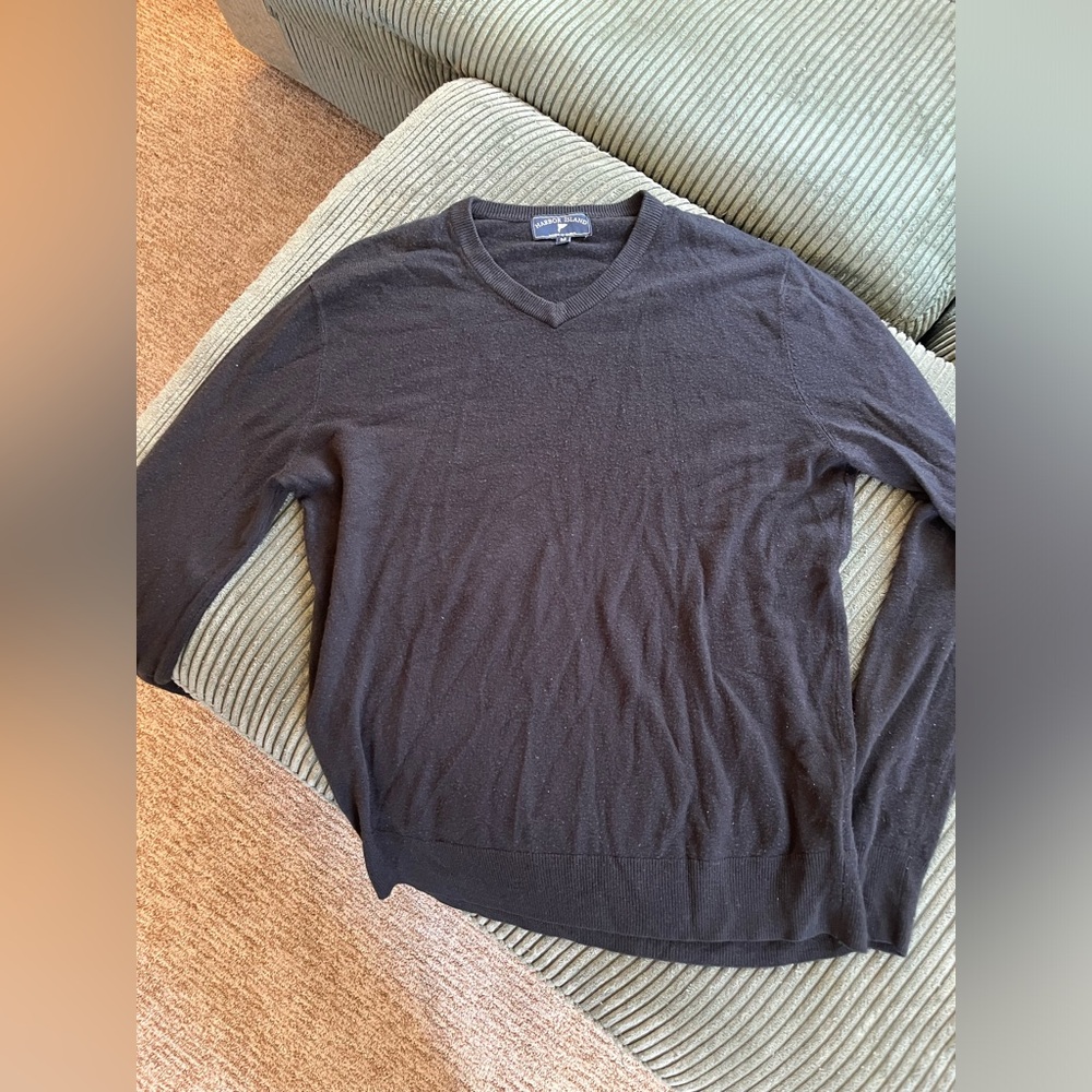 Harbor Island Black V-Neck Sweater